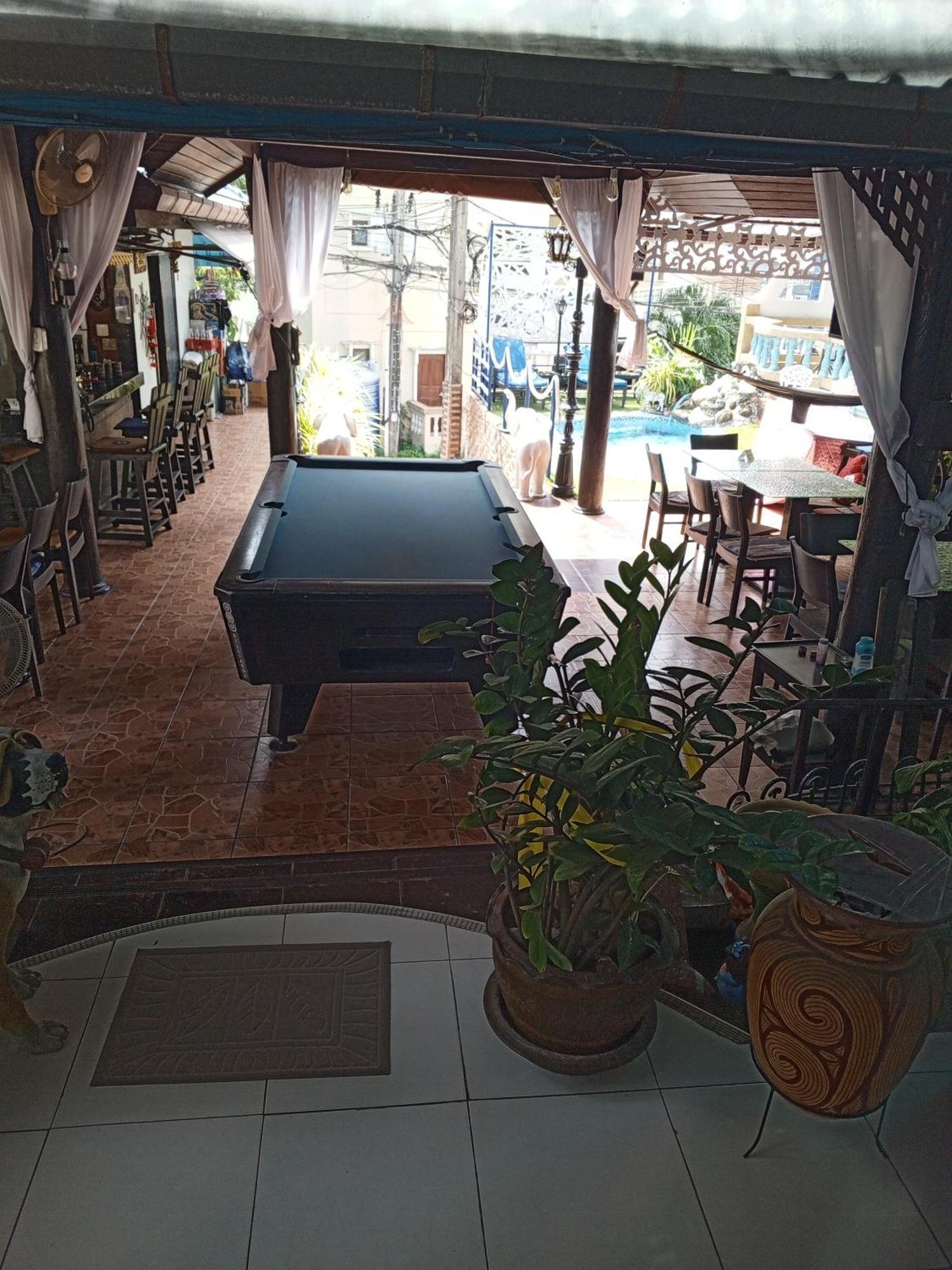 Patong Sunbeach Mansion Exterior photo